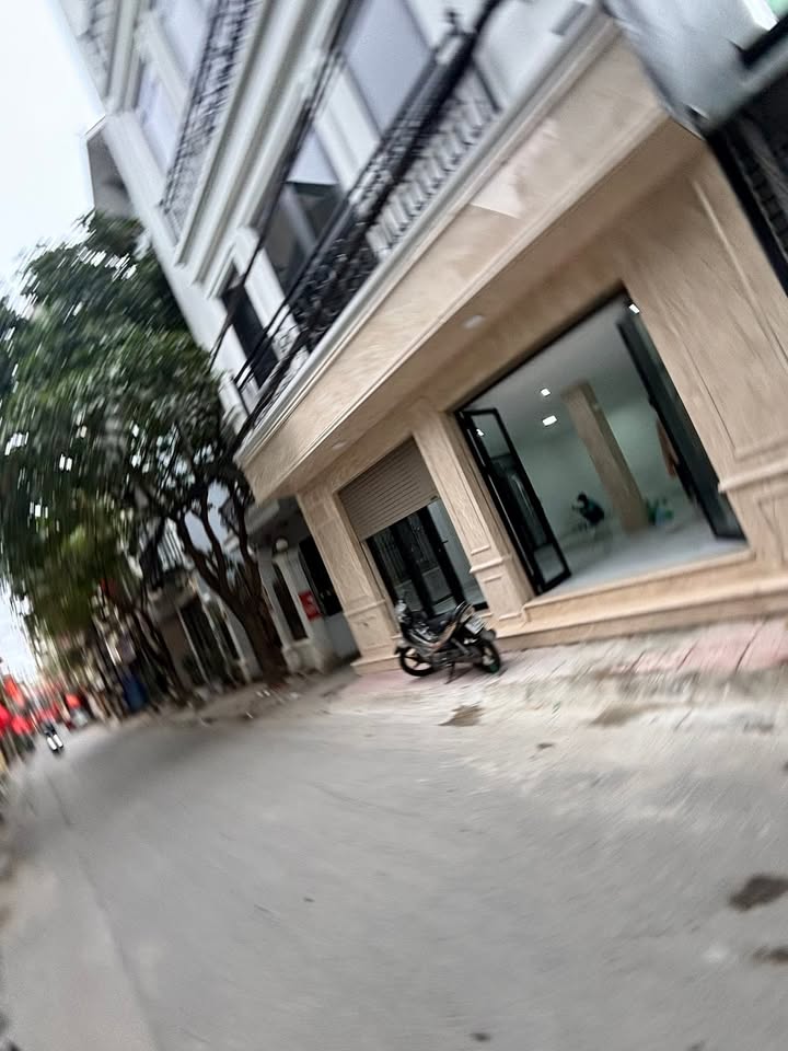 Chính chủ bán CHDV Hoàng Đạo Thành 60m² giá 24 tỷ - Lô góc ô tô tránh, dòng tiền cao!