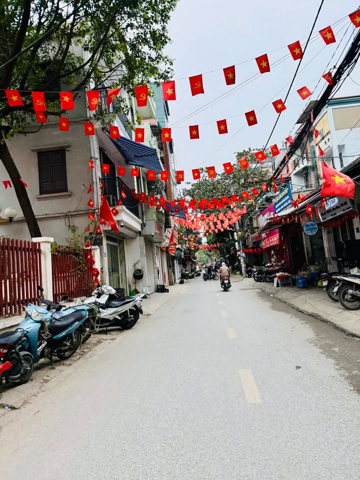 Nhà riêng Phường Đông Ngạc 40m² giá 9 tỷ - Cảm giác ấm áp, dễ chịu