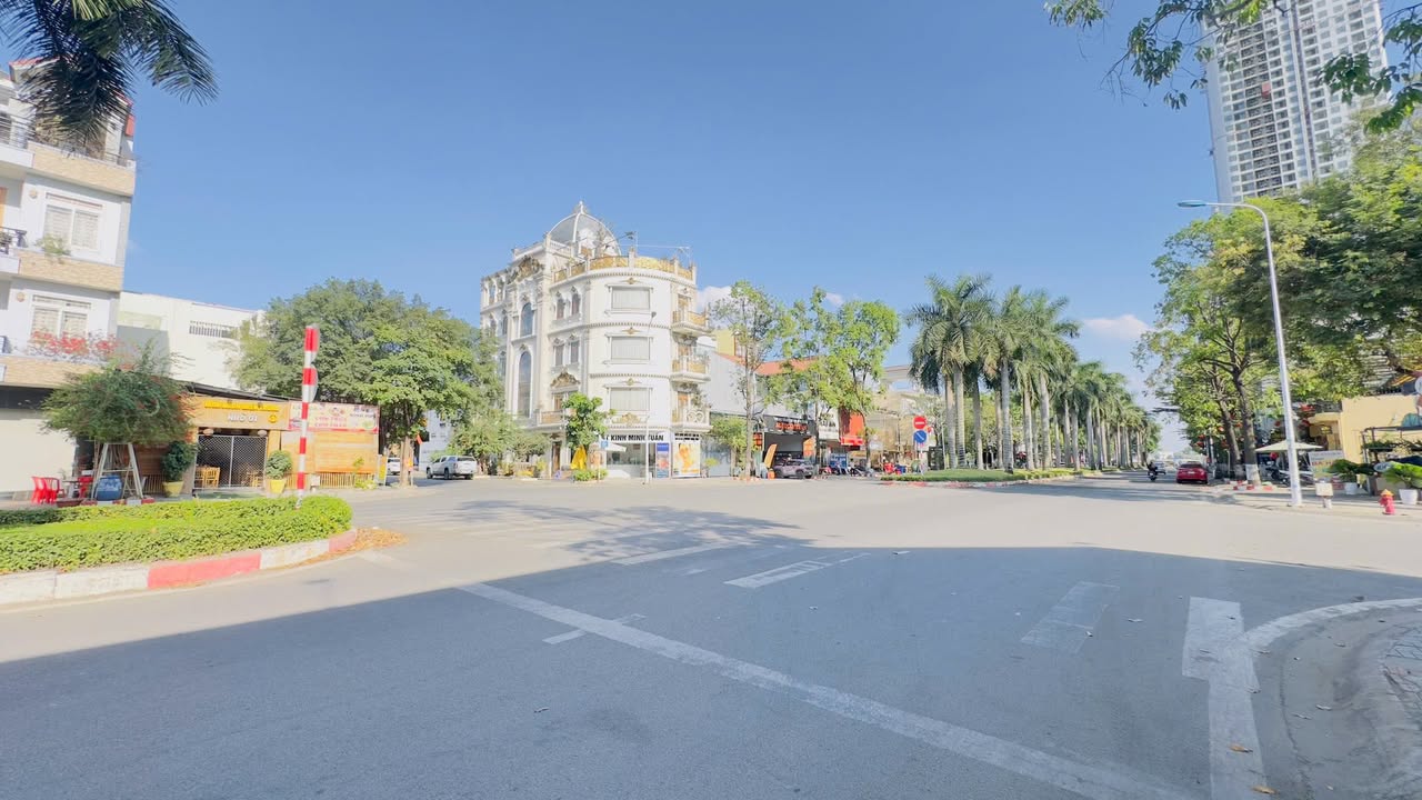 Đất mặt tiền đường GS1, khu BigC Go Dĩ An 120m² giá 16.5 tỷ - Sổ hồng riêng, thổ cư 100%