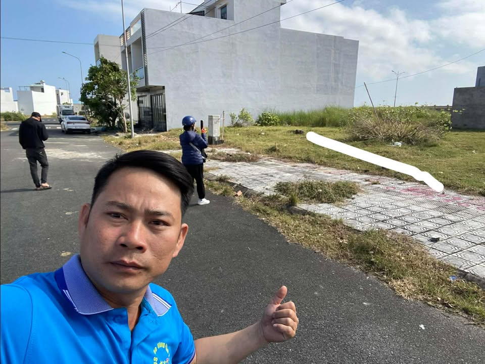 Nhà phố thương mại tại Tuy Hòa 100m² giá 1.95 tỷ - Không thể bỏ lỡ!