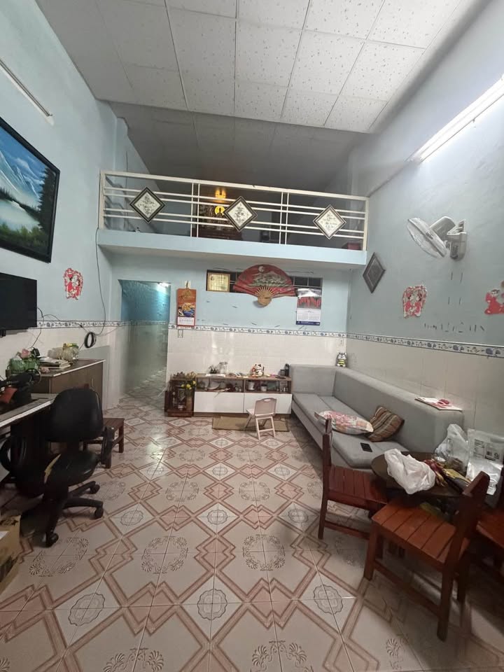 Nhà bán chính chủ tại Đà Nẵng 72m² giá 5 tỷ - Tặng nhà kiên cố!