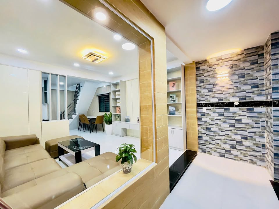 Nhà Cực Đẹp Căn Góc Thoáng Mát 4x10m – Gần Mặt Tiền Quang Trung, P.14, Gò Vấp – 4.85 Tỷ VND