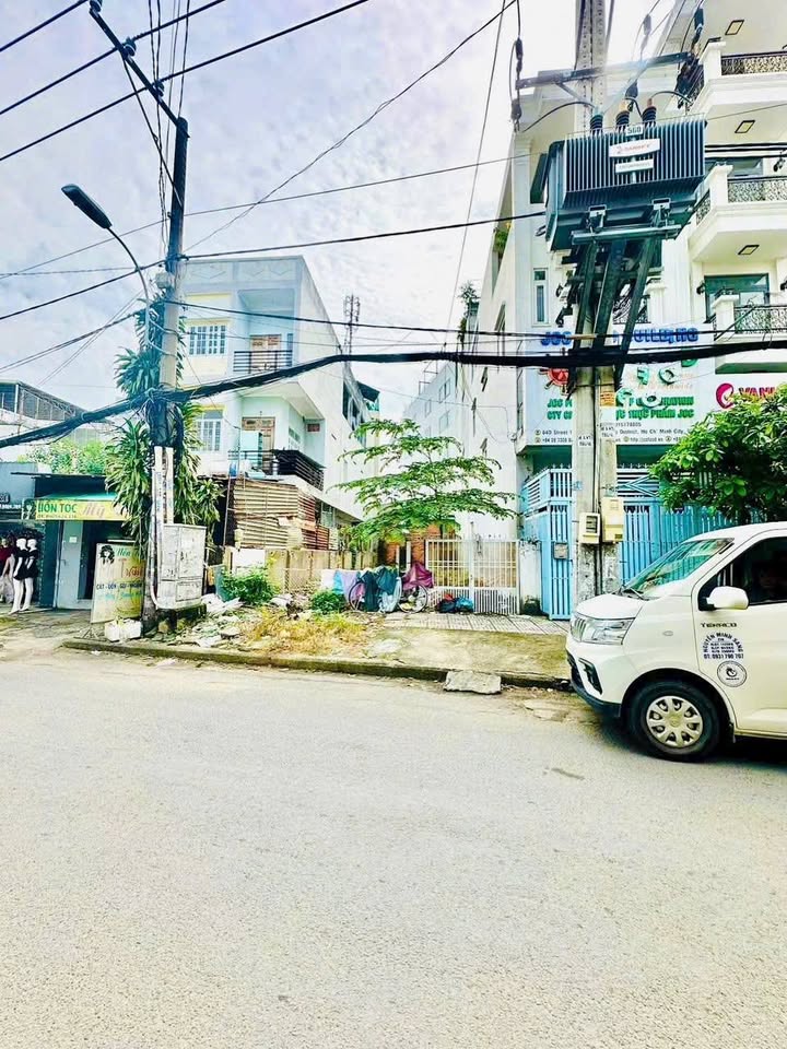 Lô đất mặt tiền Đường số 18, Phường 8, Quận Gò Vấp 197,6m² giá 22,5 tỷ - Cơ hội đầu tư tuyệt vời!