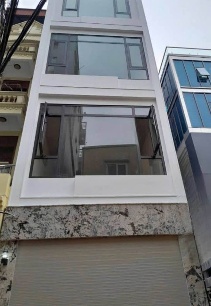 Văn phòng cho thuê tại Đốc Ngữ, Ngọc Hà, 90m² giá 62 triệu - Không thể bỏ lỡ!