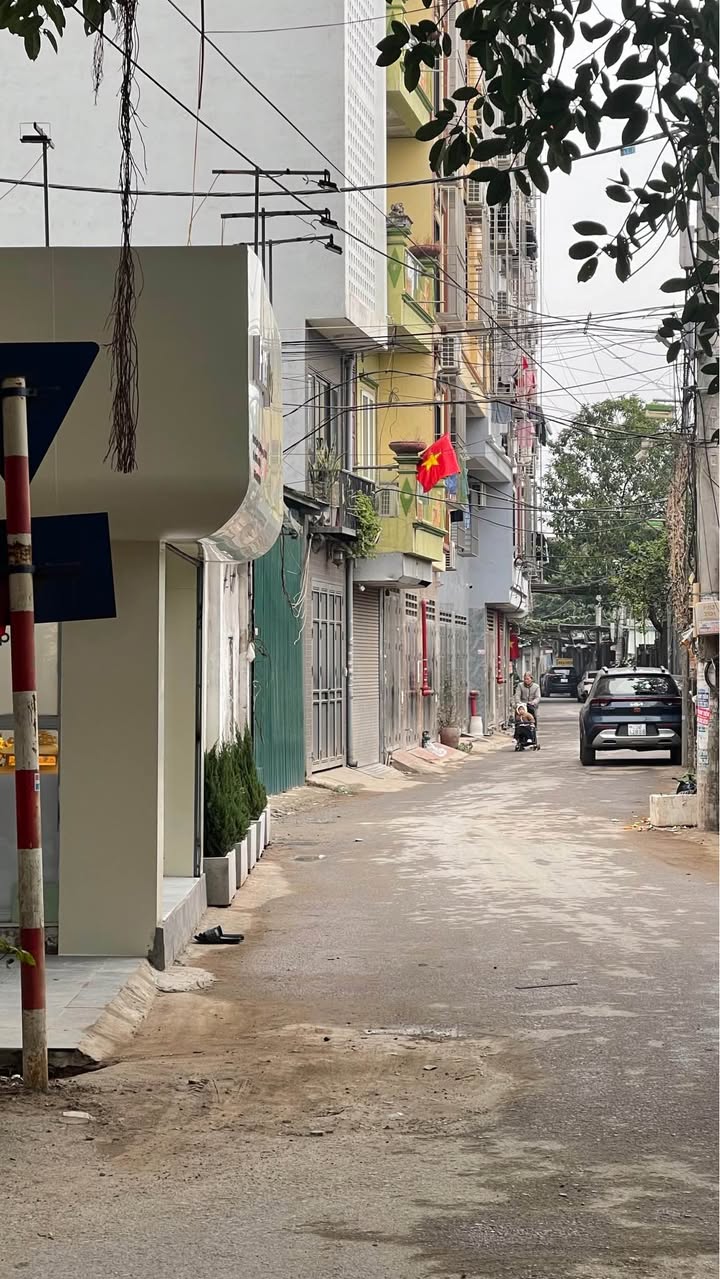 Nhà riêng Ngoạ Long, Minh Khai, Bắc Từ Liêm 37m² giá 6 tỷ - Sổ đỏ giao dịch ngay!