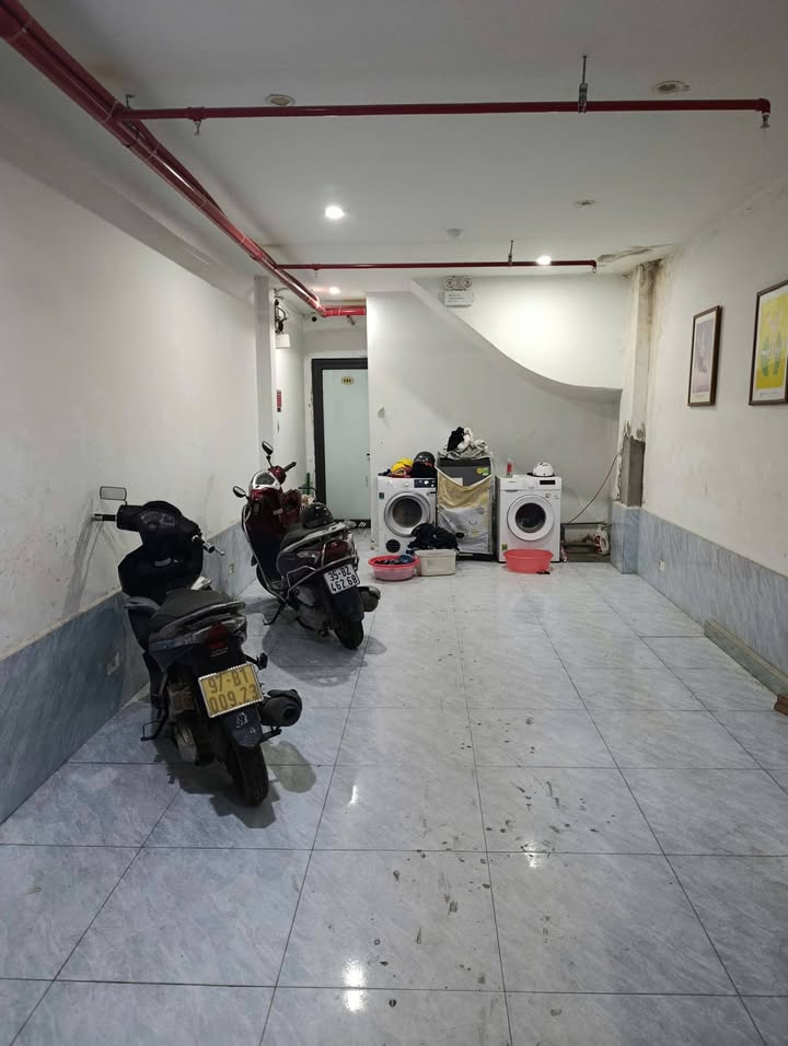 Nhà phố Trần Duy Hưng, Cầu Giấy 63m² giá 14 tỷ - Sổ đỏ chính chủ, cho thuê ngay!