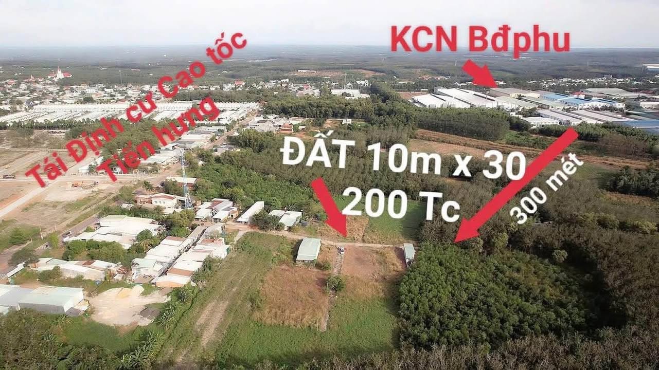 Đất nền lô góc Tiến Hưng 300m² giá 1.65 tỷ - Sẵn sàng xây dựng ngay!