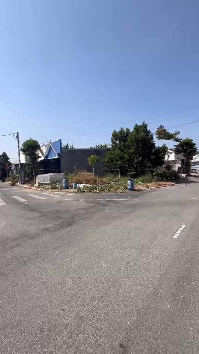 Đất nền đẹp 2 mặt tiền tại Bến Cát - 162m² chỉ 1.9 tỷ - Cơ hội đầu tư tuyệt vời!