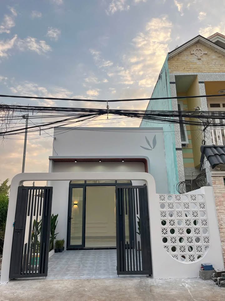 Nhà cấp 4 Phường Tân Hạnh, Vĩnh Long 120m² giá 1.89 tỷ - Nhà hoàn công đầy đủ!