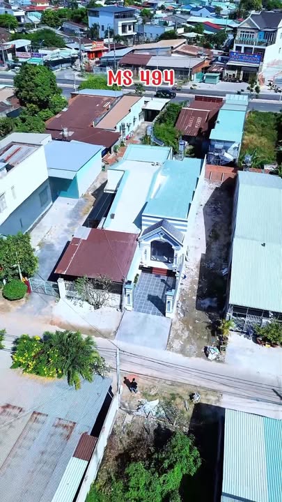 Nhà Mái Thái Nở Hậu 5.4m Tây Ninh 1.97 tỷ - Phong Thủy Tốt, Gần Trung Tâm Thương Mại