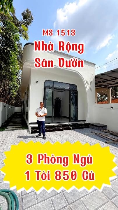 Nhà sân vườn Phường Ninh Thạnh 199m² - 3 phòng ngủ thoáng mát - Kết nối đường DT781