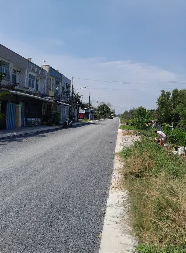 Nhà riêng đường Nguyễn Trung Trực, Vĩnh Long 180m² giá 1 tỷ - Sẵn sàng vào ở ngay!