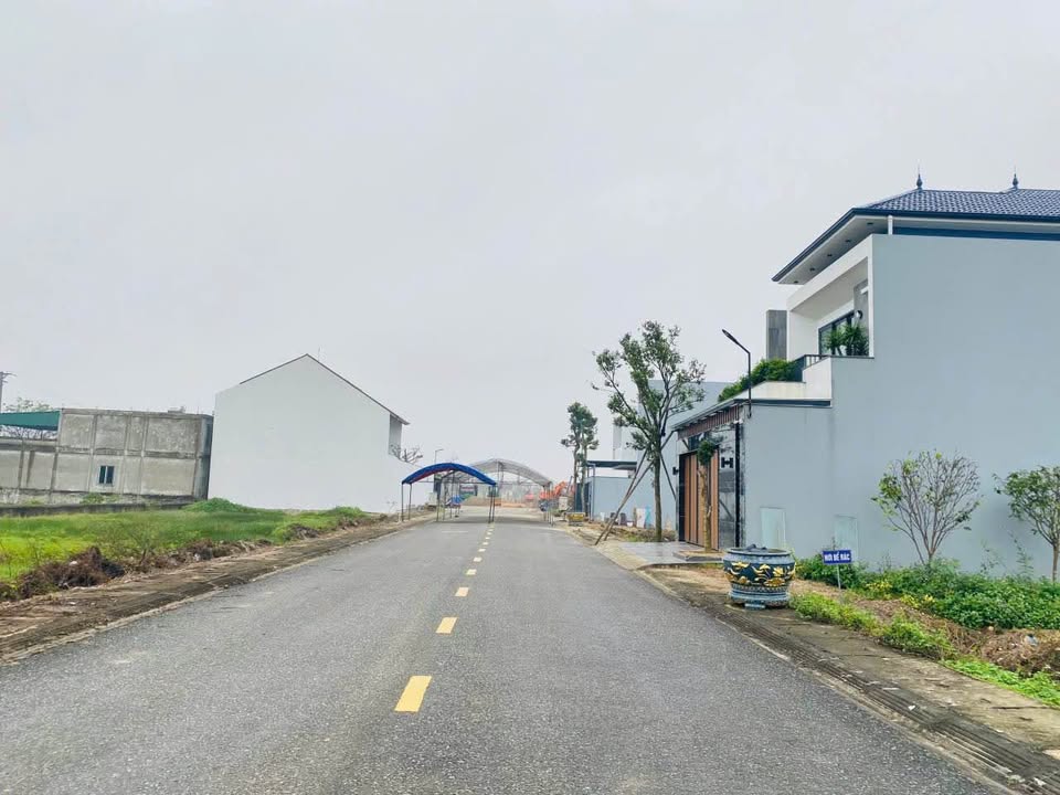 Đất nền trung tâm hành chính Thạch Hưng 160m² giá 3.8 tỷ - Tiềm năng phát triển lớn!