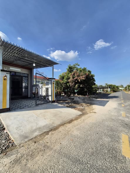 Nhà phố Trường Xuân - Long Hoa - 104m² giá 1.138 tỷ - Chính chủ bán gấp!