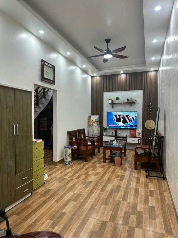 Nhà 2 tầng tại ngõ 15 Tô Hiến Thành, 59m² giá 1.75 tỷ - Hướng Nam, sẵn sàng vào ở!