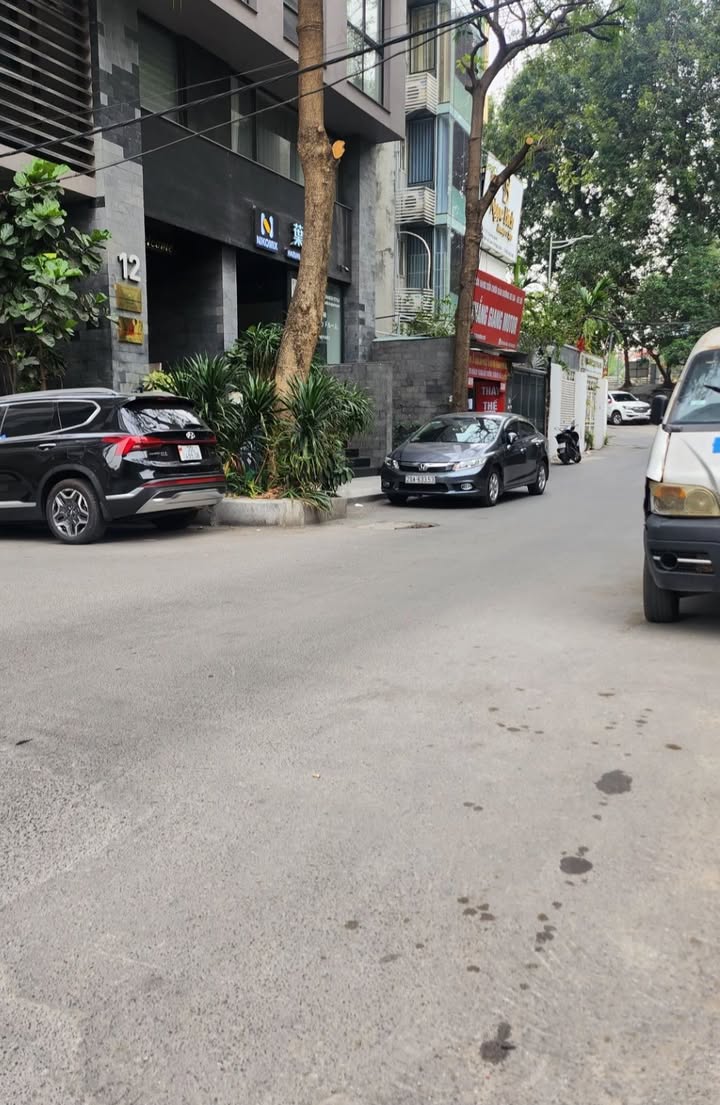 Nhà phố Ba Đình 80m² giá 14.8 tỷ - Vị trí đẹp, ô tô vào tận nơi!