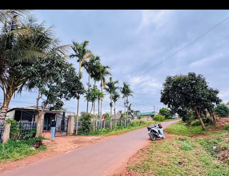 Đất mặt tiền đường liên xã EaKhal, 680m² giá 1.899 tỷ - Đầu tư sinh lời ngay!