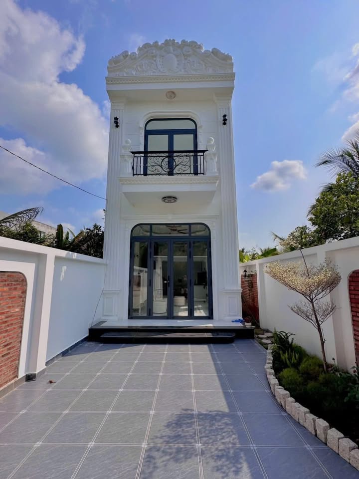 Nhà Tân Cổ Điển 205m² tại Trung An, Mỹ Tho - Giảm 200 triệu, chỉ còn 3.36 tỷ!