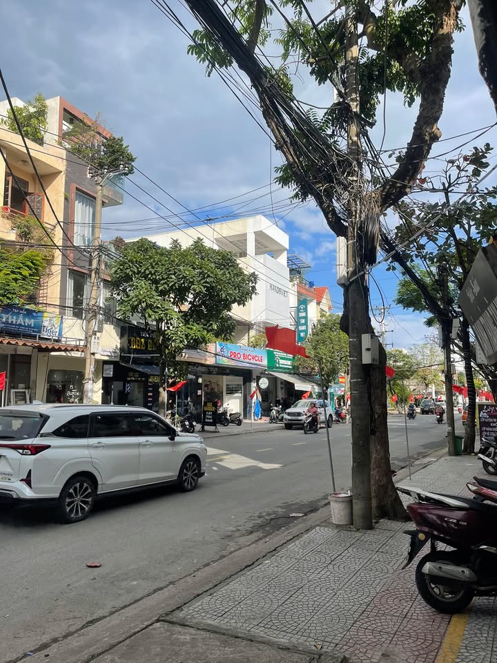 Nhà cấp 4 đường Nguyễn Công Trứ, Đà Nẵng 72m² giá 5.5 tỷ - Gần biển Mỹ Khê!