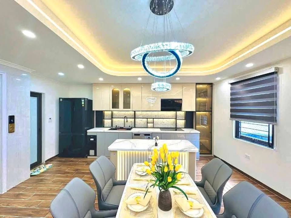 Nhà Vĩnh Hưng, Hoàng Mai 37m² giá 6 tỷ - Sẵn sàng ở ngay cùng nội thất cao cấp!
