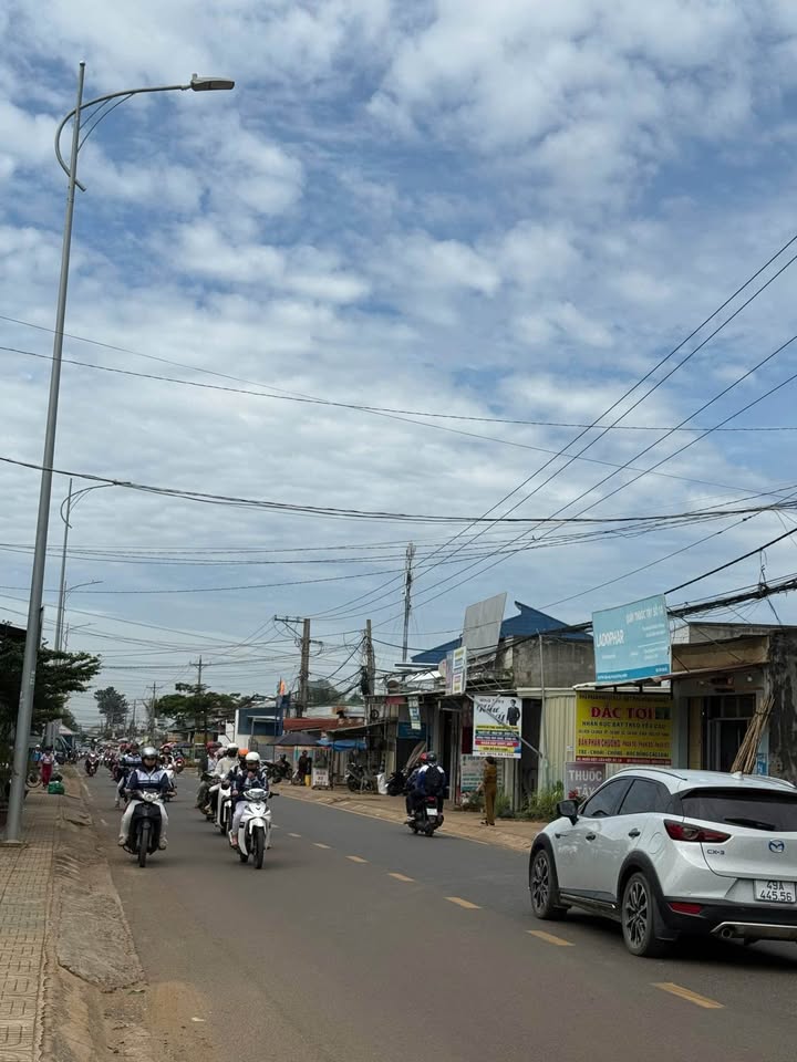 FrontHouse 2 mặt tiền Lê Hồng Phong, Đức Trọng 241m² giá 5.2 tỷ - Đầu tư sinh lời ngay!