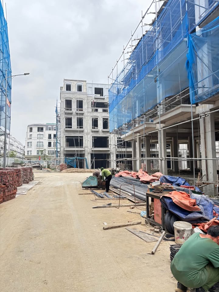 Căn hộ dự án 5A Bình Chánh 75m² giá 4 tỷ - Sẵn sàng sở hữu ngay!