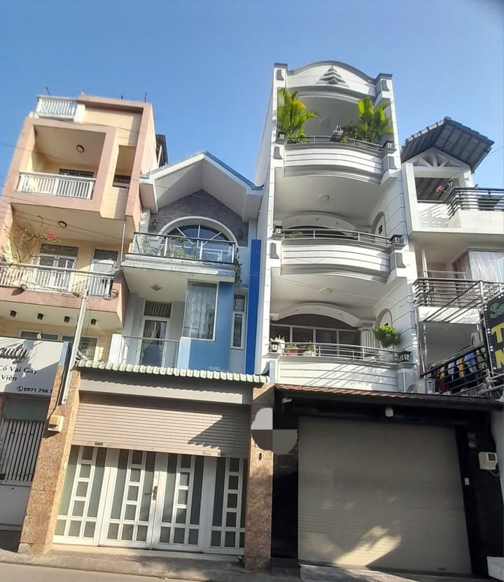 Nhà phố Tân Sơn Nhì, Tân Phú 160m² giá 7 tỷ - Hẻm VIP an ninh tuyệt đối!