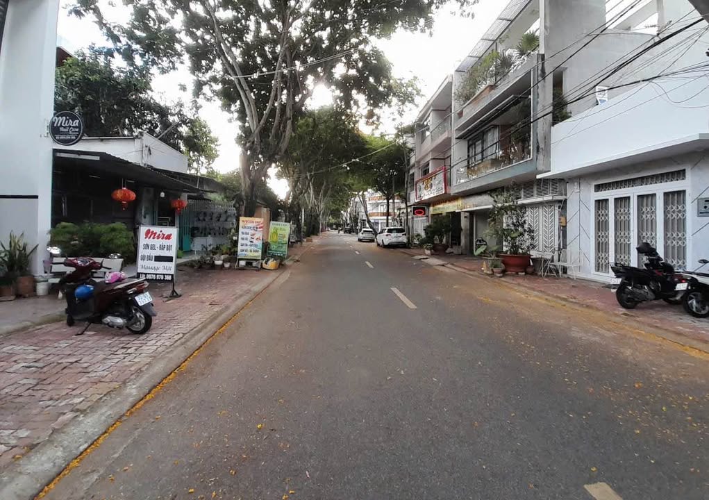 Đất mặt tiền Nguyễn Thị Minh Khai, Bà Rịa 262,5m² giá 8,8 tỷ - Kinh doanh thuận lợi!