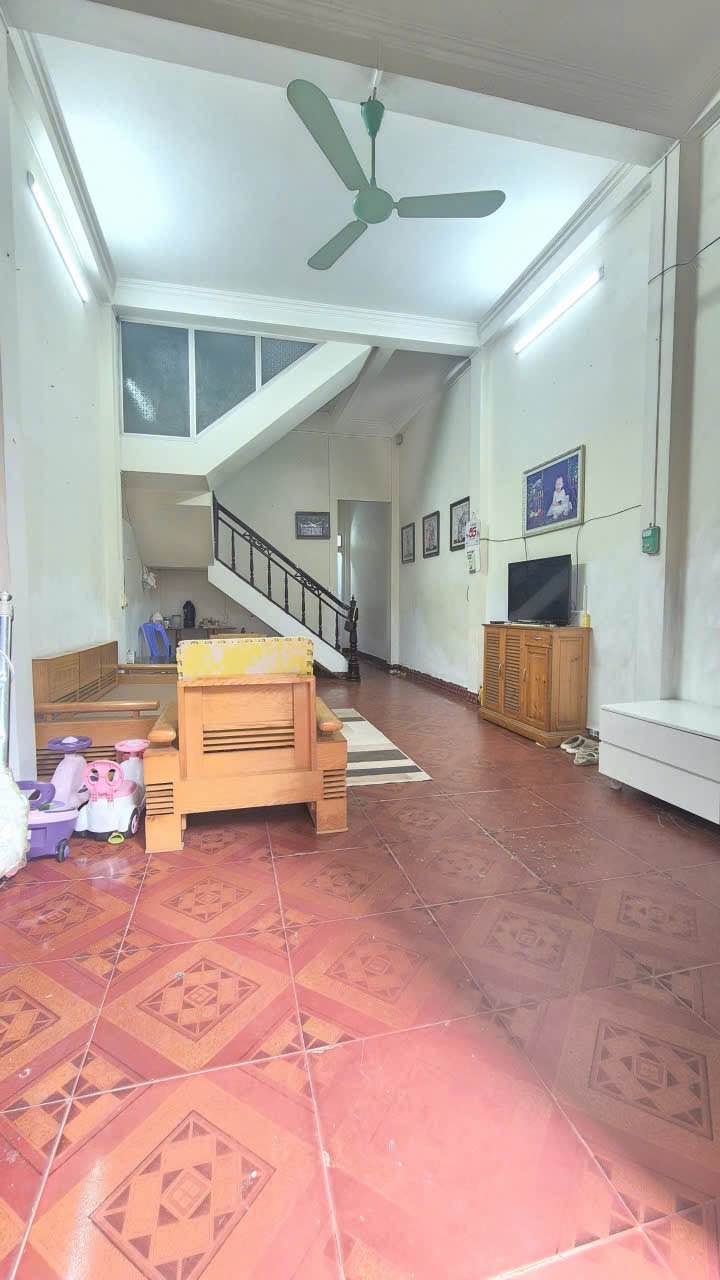 Nhà 1.5 tầng tại Cốc Lếu 55m² chỉ 2 tỷ - Gần chợ Gốc Mít!