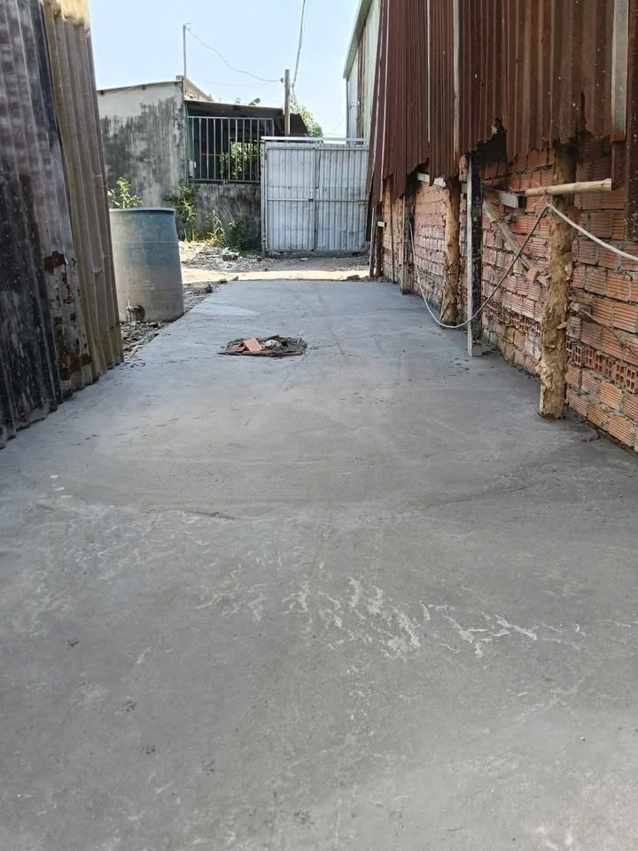 Nhà cấp 4 Thới An, Quận 12, 44m² chỉ 900 triệu - Cơ hội vàng cho gia đình trẻ!