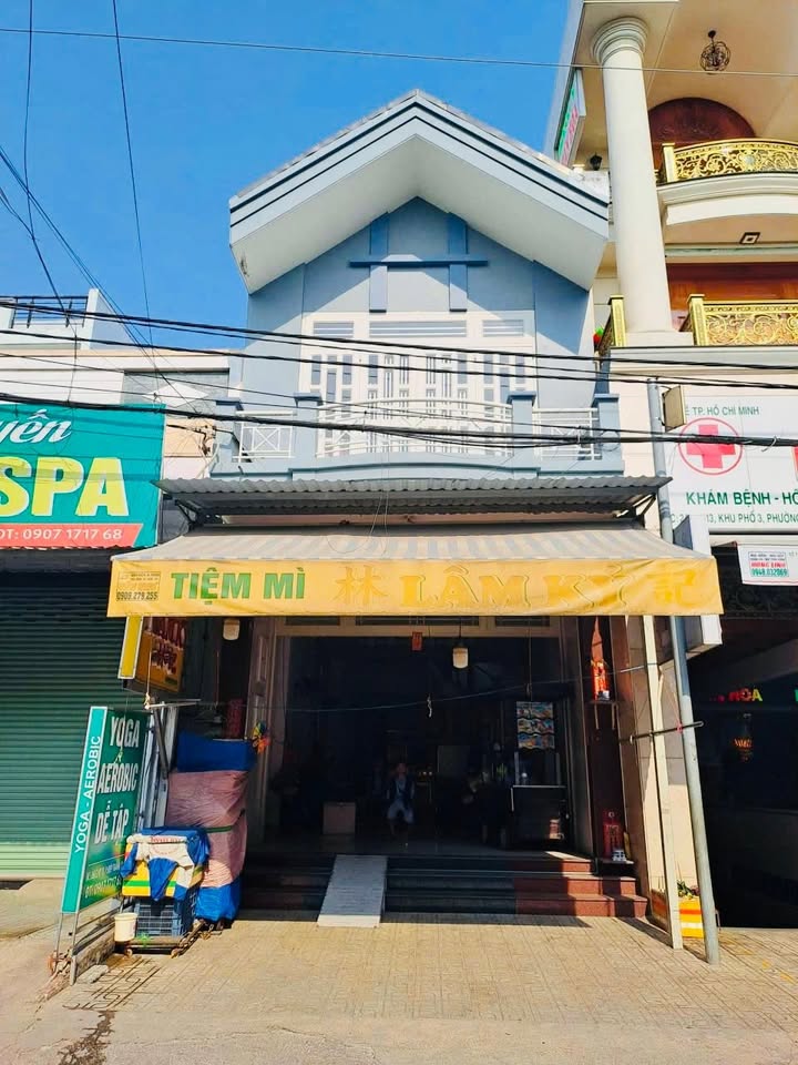 Bán nhà mặt tiền đường Hiệp Thành 13, Quận 12 - Kinh doanh sầm uất, giá 13.5 tỷ!