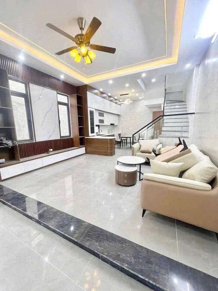 Nhà 3 tầng tại Lộc Vượng, Nam Định - Giá 3.1 tỷ - Gần hồ Đầm Bét!