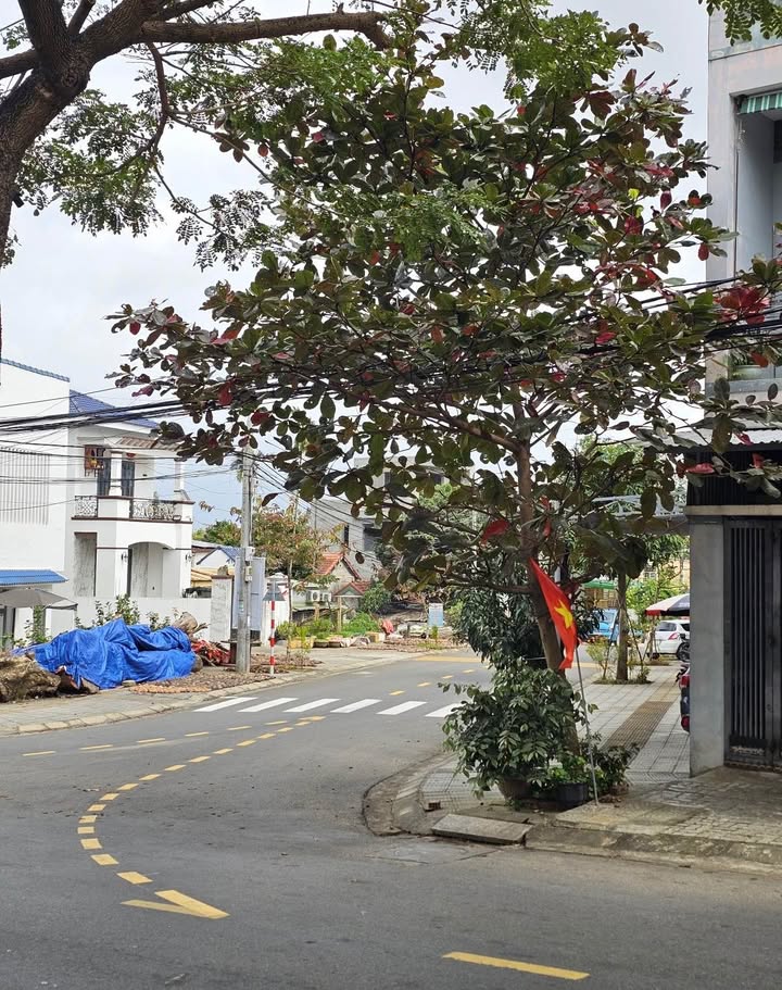 Lô đất mặt tiền Tôn Đản, 80m² giá 4.2 tỷ - Cơ hội đầu tư tuyệt vời!