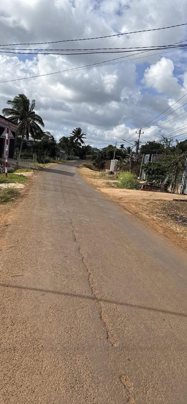 Đất nền tại Đường Âu Cơ, Phường Đoàn Kết, 335m² giá 1.65 tỷ - Cơ hội đầu tư hấp dẫn!