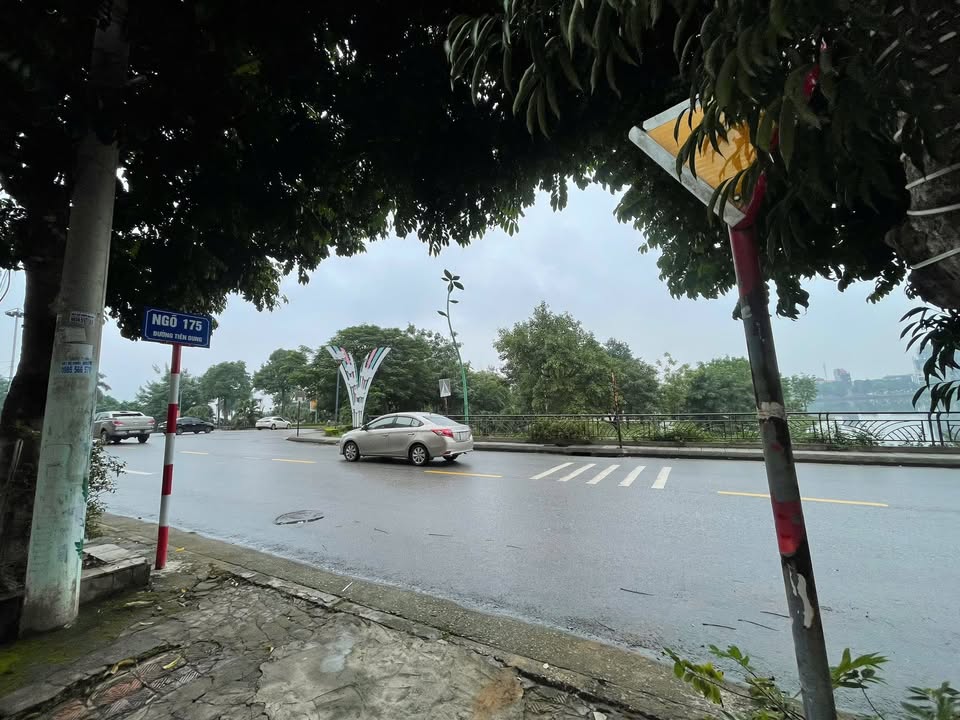 FrontHouse Phố Mai Sơn 1, Việt Trì 75m² giá thỏa thuận - Mặt tiền đường 2 góc