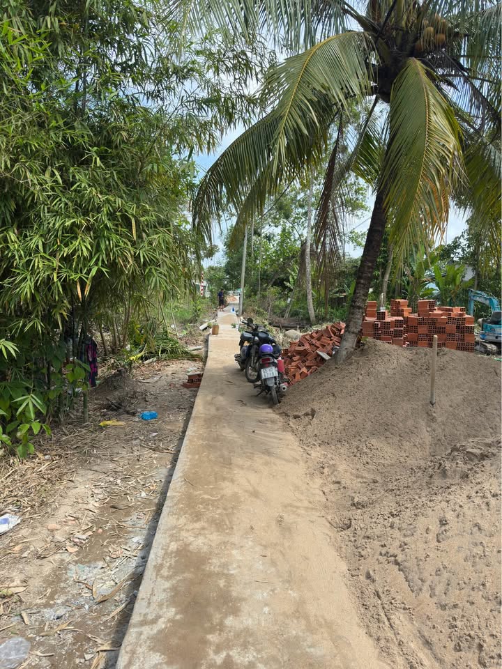 Đất nền 235m² Nguyễn Chí Thanh, Bình Thủy chỉ 1 tỷ - Cơ hội đầu tư hiếm có!