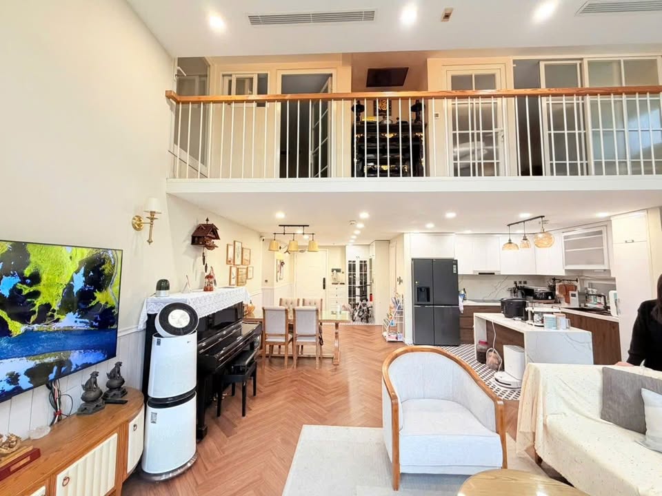 Căn hộ Duplex 170m² Times City giá 15 tỷ - Nội thất sang trọng tặng kèm!