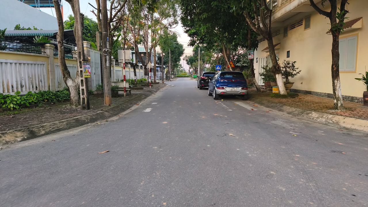 Nhà mặt tiền KDC Phát Đạt, Quảng Ngãi 100m² - Sẵn sàng dọn vào ở!