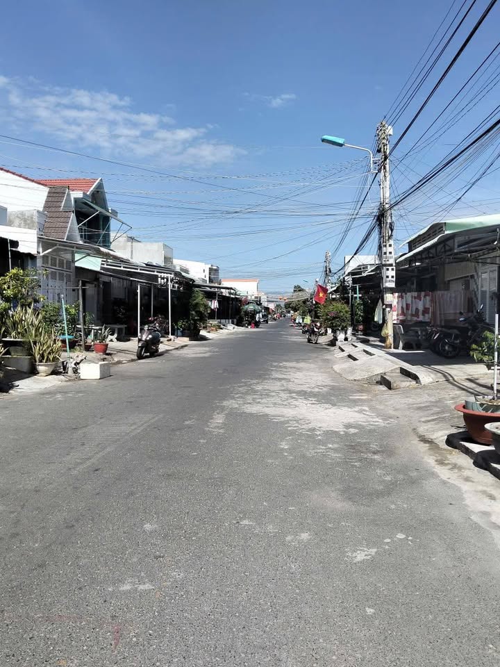 Nhà cấp 4 mặt tiền đường Nguyễn Xí Phan Thiết 40m² giá 500 triệu - Cơ hội đầu tư tuyệt vời!