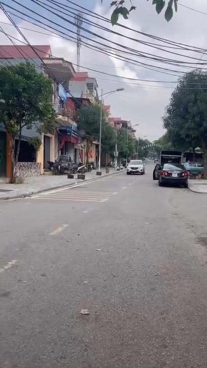 Nhà mặt đường Nguyễn Du, Ninh Bình 110m² giá thỏa thuận - Chính chủ bán gấp!