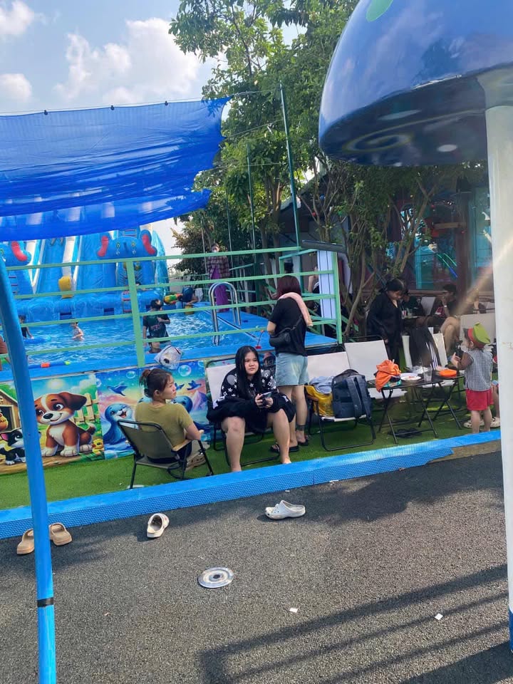 Nhà và Khu Vui Chơi Hồ Bơi Kinh Doanh Tốt tại Bình Mỹ, Củ Chi - Diện tích 1250m², Giá 10.8 tỷ