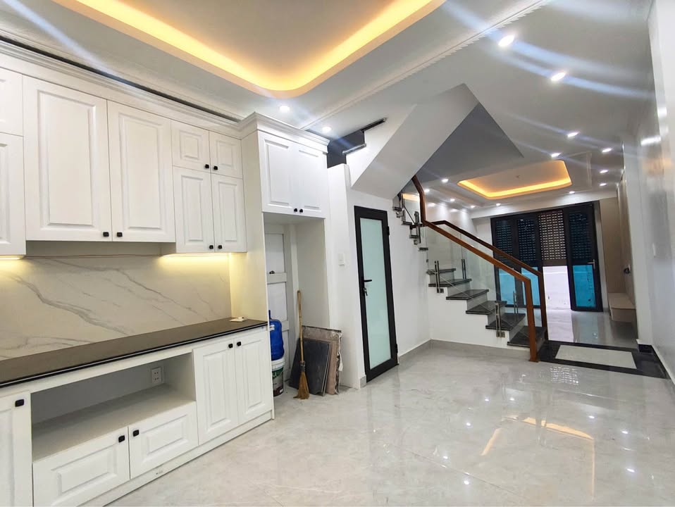 Nhà 4 tầng Phương Lưu, Hải An, 44m² giá 3.25 tỷ - Thiết kế hiện đại, chính chủ!