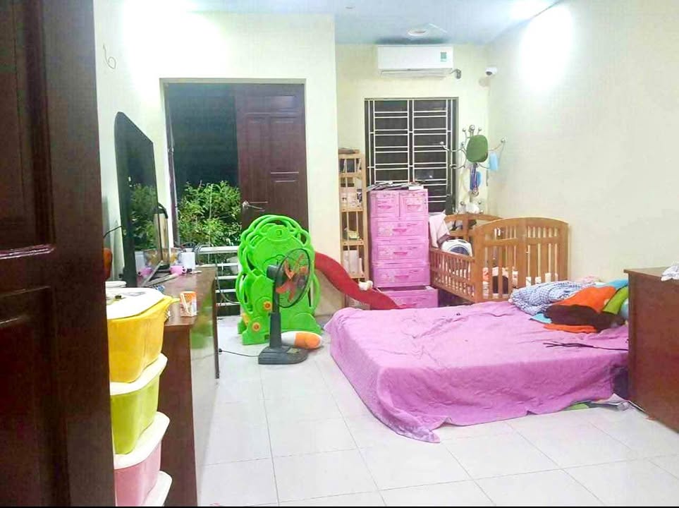 Nhà riêng tại Đường Văn Cao, Hải Phòng 64.3m² giá 2.8 tỷ - Độc lập, thoáng mát!