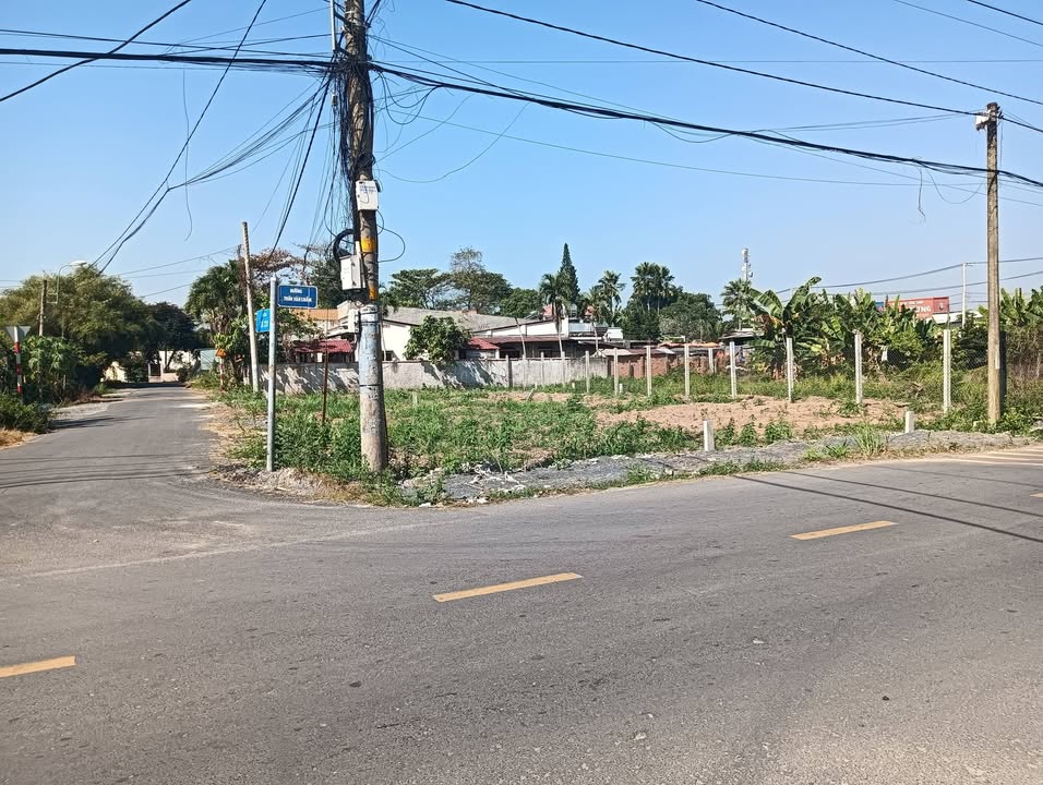 Đất nền góc 2 mặt tiền Trần Văn Chầm, Củ Chi 132m² - Vị trí siêu đẹp cho kinh doanh!