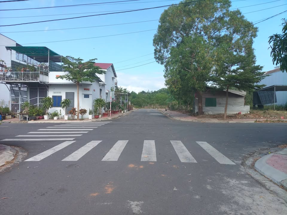 Đất thổ cư chính chủ TDP 17, Ninh Hiệp, 169m² giá chỉ 2.45 tỷ - Cơ hội đầu tư tuyệt vời!