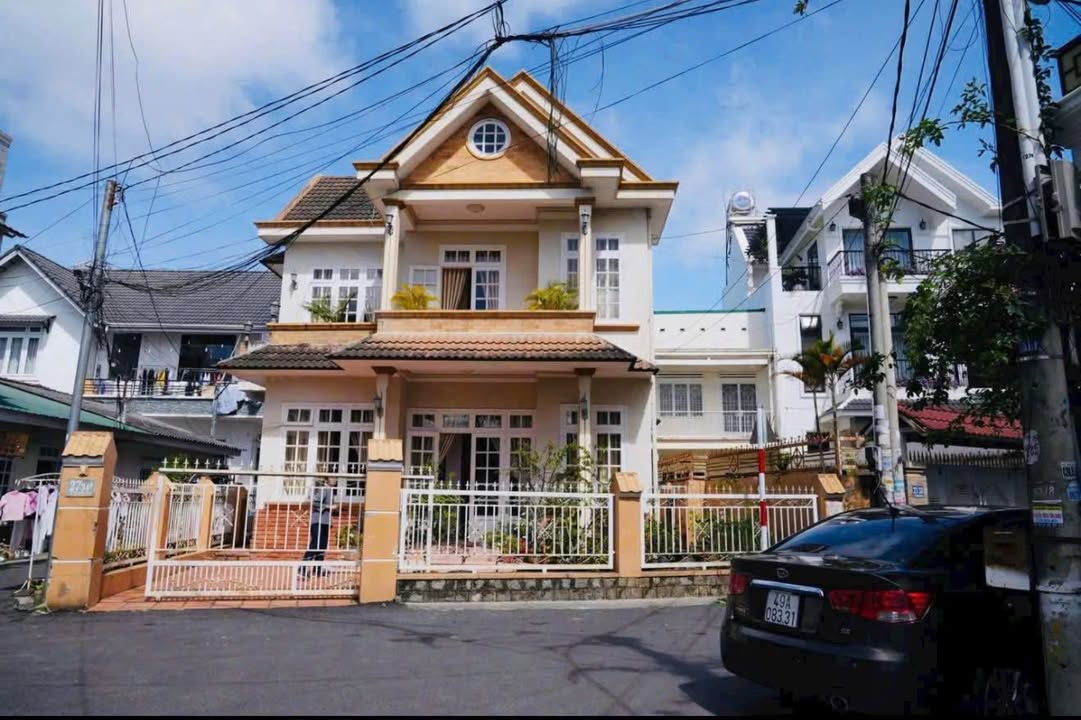 Nhà 2 mặt tiền Đà Lạt 150m² giá thỏa thuận - Vị trí siêu đắc địa!
