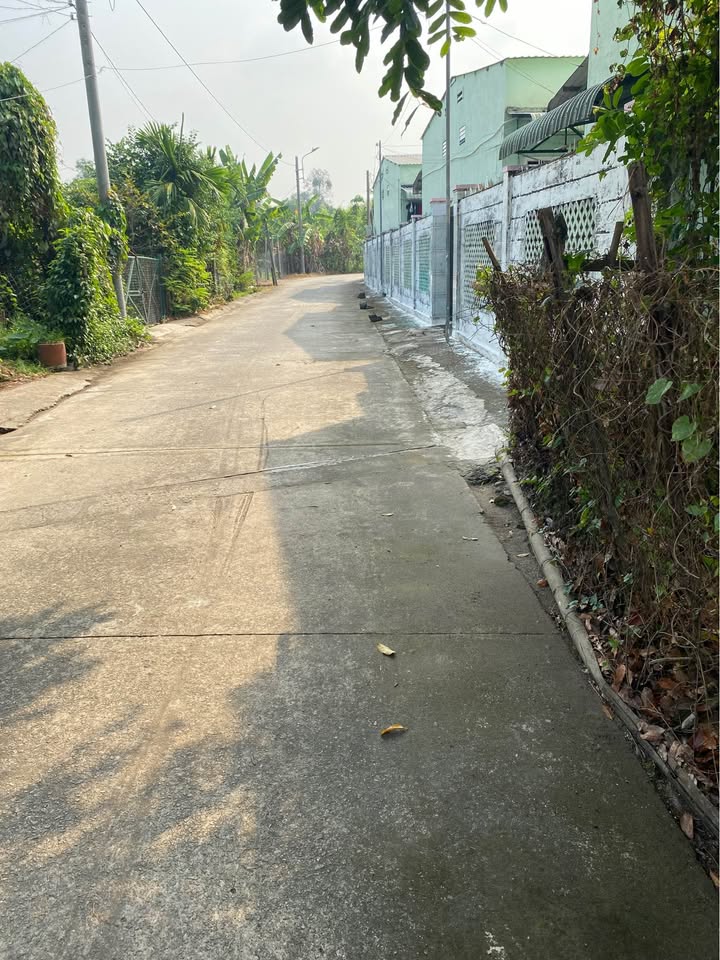 Đất thổ cư 414m² đường Thới Hòa, Bến Cát, giá 2.5 tỷ - Cơ hội vàng đầu tư!