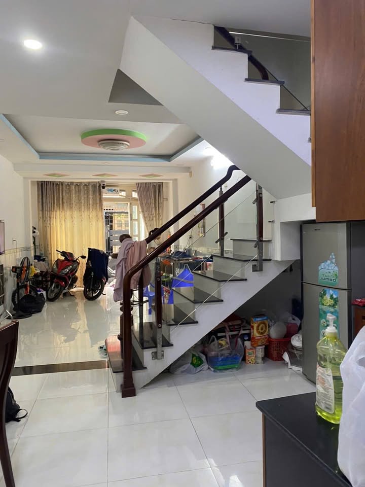 Nhà riêng hẻm xe hơi Lê Trọng Tấn, Tây Thạnh, 50.2m², giá chỉ 5.35 tỷ - Sẵn sàng vào ở!