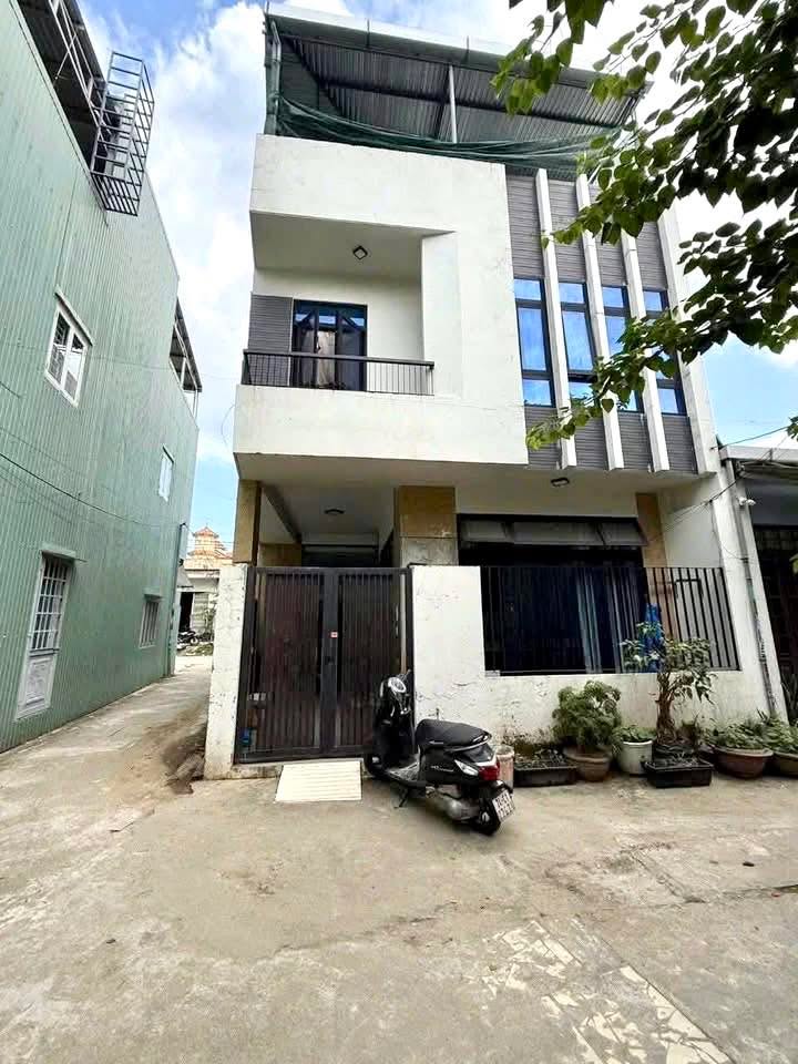 Nhà 3 tầng Tôn Đản, Đà Nẵng 78m² giá 4.69 tỷ - Pháp lý rõ ràng, sẵn sàng ở ngay!
