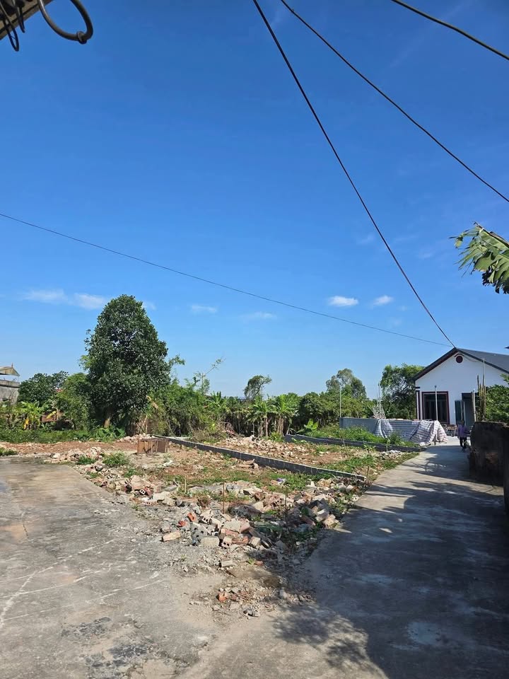 Đất nền Hưng Hà, Thái Bình 83m² chỉ 900 triệu - Sổ đỏ chính chủ!